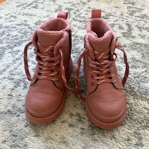 H&M Girls waterproof lined boots